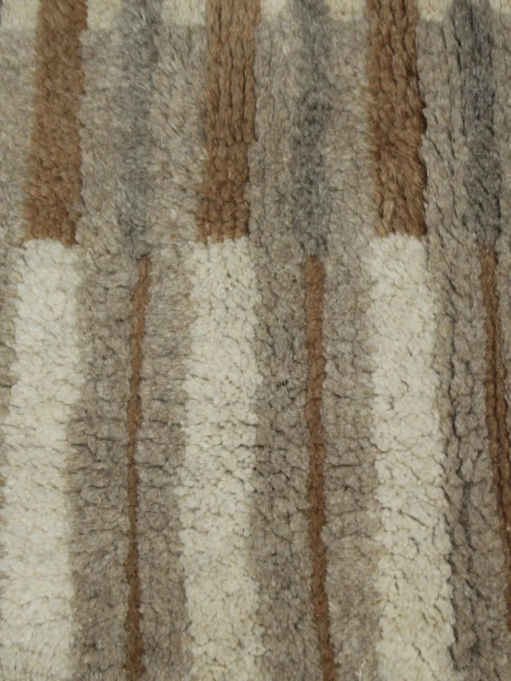 Williams Sonoma Maggie Hadley. Amie Cheone Area Rug. Sz. 2'x3'